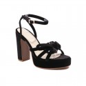 French-style Open-toe Block-heel Sandals With A Bow-cutout Strappy Design