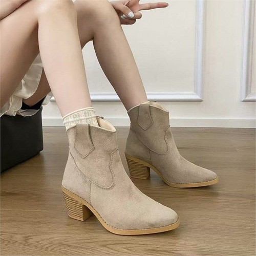 Womens Fashionable Retro Bootie With A Sock-Like Cuff
